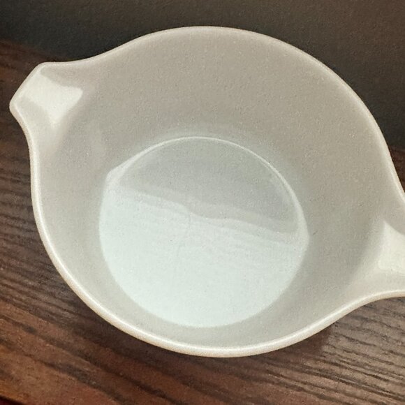 Vintage 70's Pyrex Butterfly Gold Dish - Picture 2 of 2